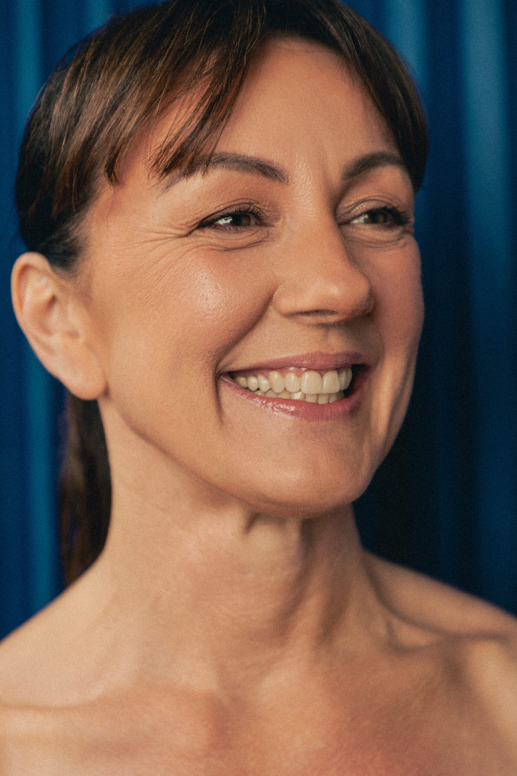 Portrait d'une patiente de 45 ans, souriante