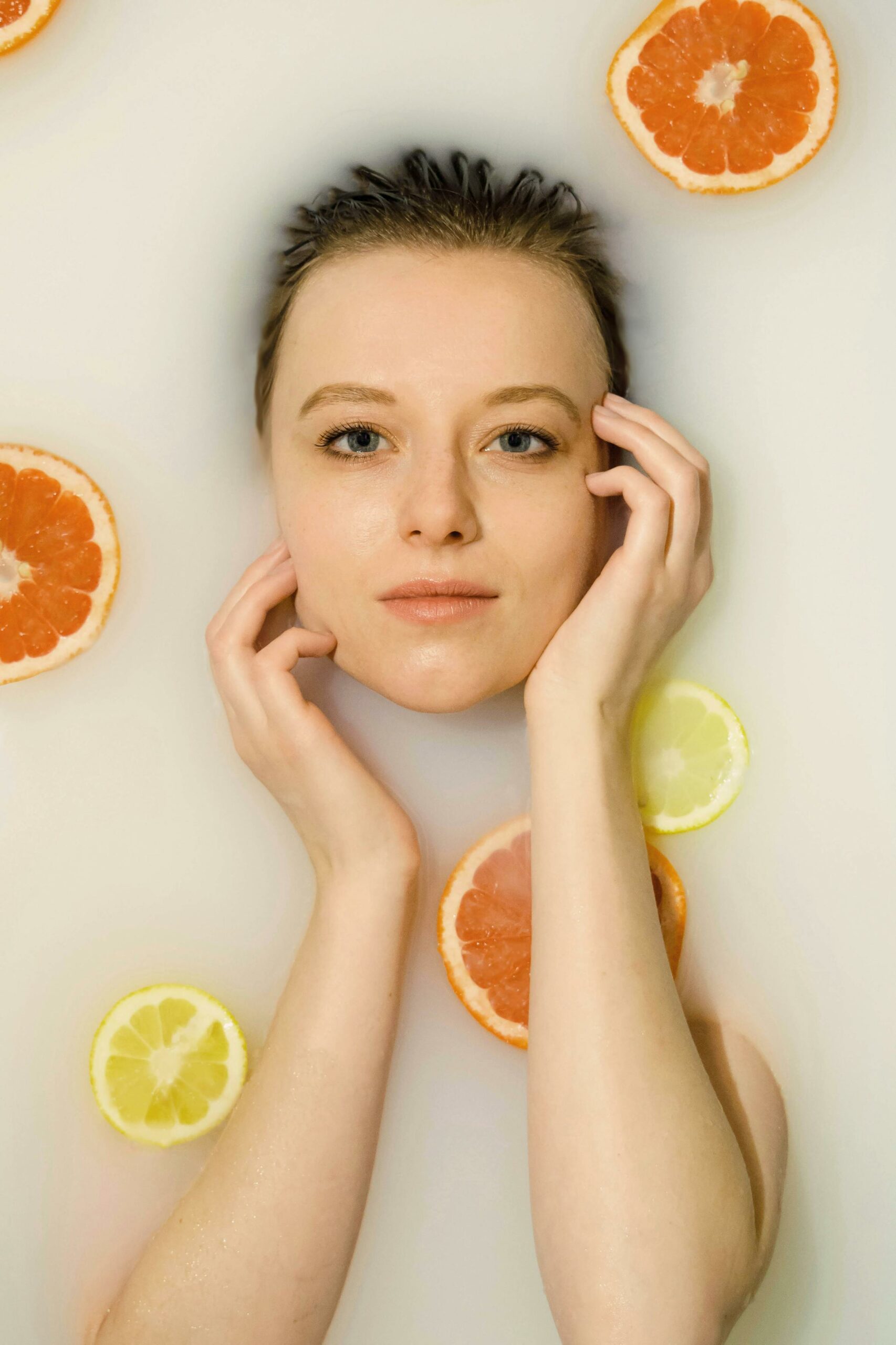 Vitamine C : l’alliée ultime pour une peau éclatante et protégée !